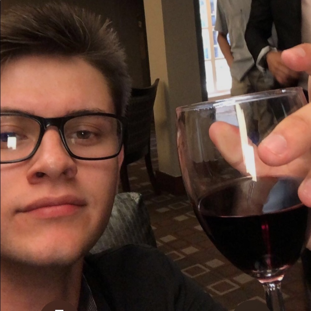 Meet your Posher, Chase